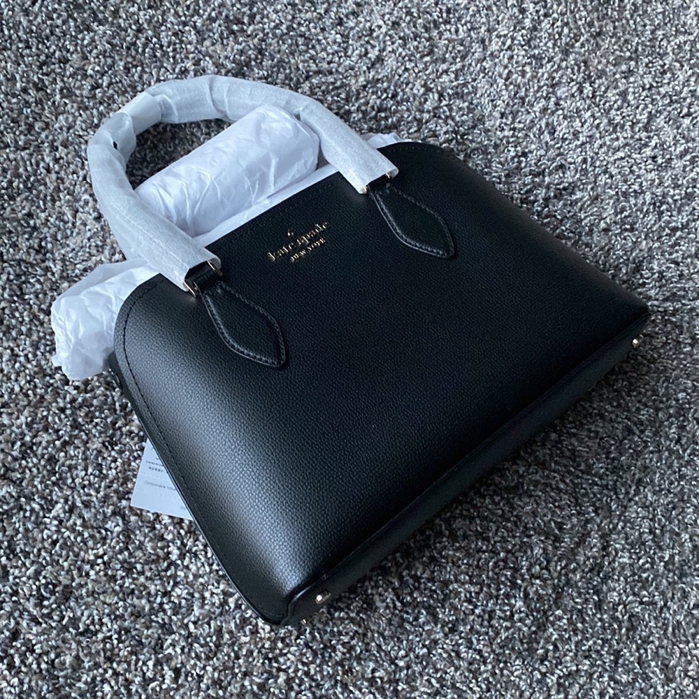 SOLD ❌ Kate Spade Black Crossbody Purse - Picture 1 of 15